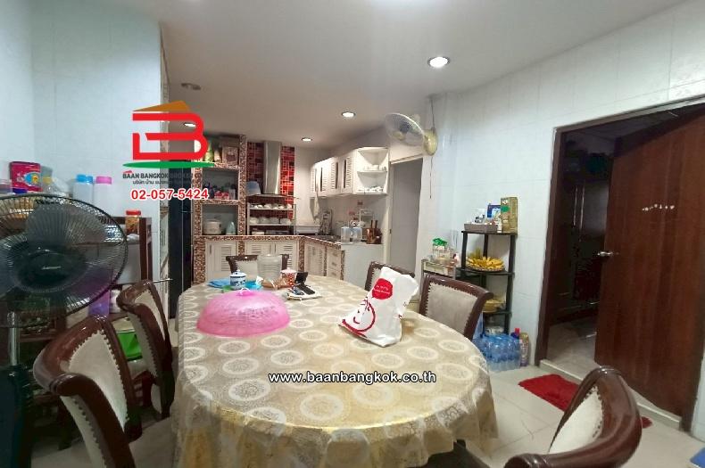 ที่ดินพร้อมบ้าน วงศ์สว่าง ซ.8 เนื้อที่ 73 ตารางวา ใกล้บิ๊กซีวงศ์สว่าง แขวงวงศ์สว่าง เขตบางซื่อ กรุงเทพมหานคร