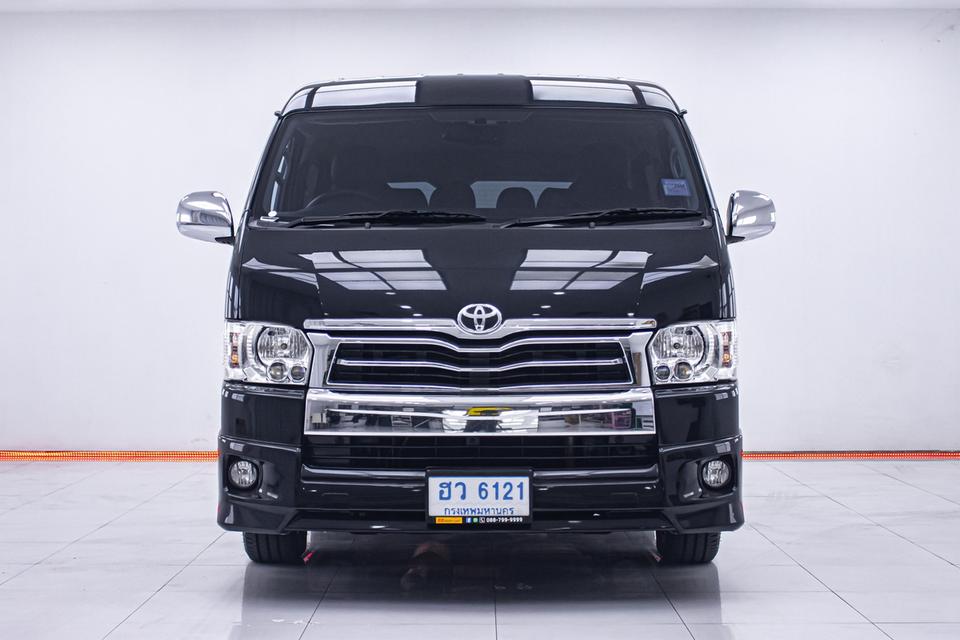 TOYOTA VENTURY 3.0 V 2016  19