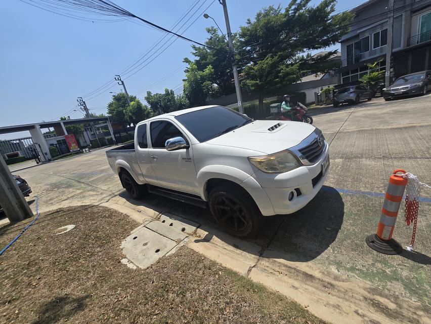 รถกระบะวีโก้แชมป์ปี 2015 รูปที่ 2