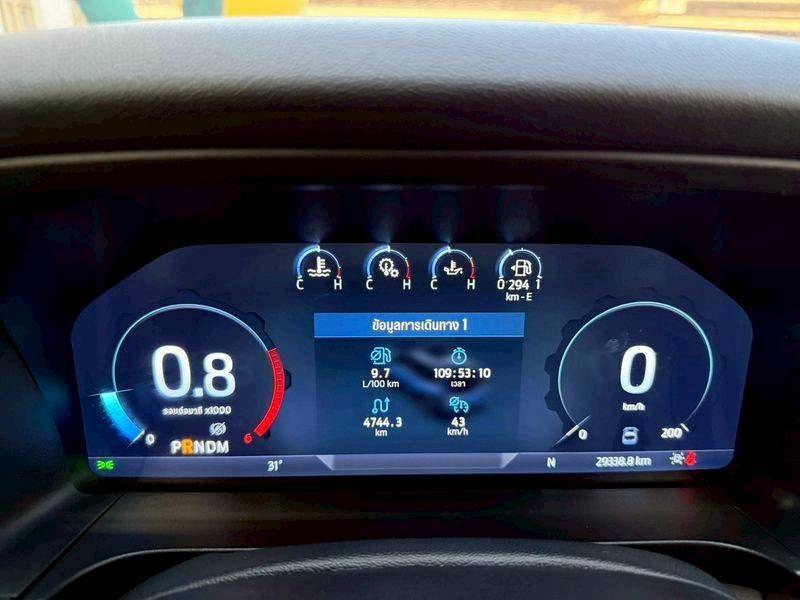 FORD EVEREST 2.0 THAITANIUM PLUS 2WD 18