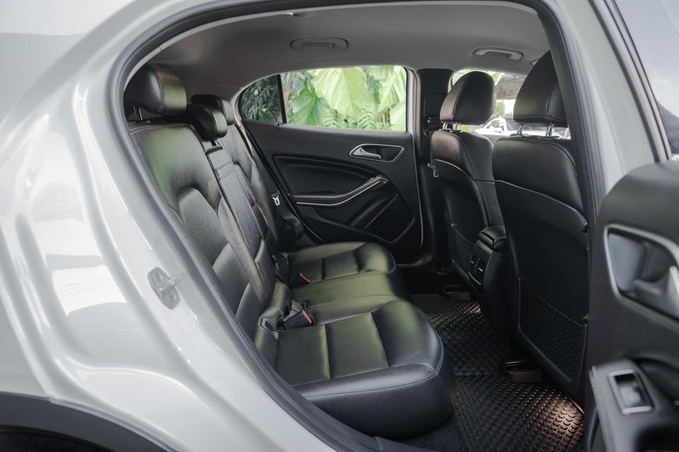 “Mercedes-Benz GLA200 Urban“ Facelift  ปี 2019 6