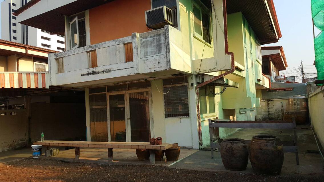 ให้เช่าบ้านเดี่ยวตามสภาพ 6 ซอย 6 หมู่บ้านเสรี 2 (รามคำแหง 24 แยก 28) สังคมดี, บรรยากาศดี, เดินทางสะดวกมากๆๆ ทั้งรถส่วนตัว และ รถโดยสารสาธารณะ 13