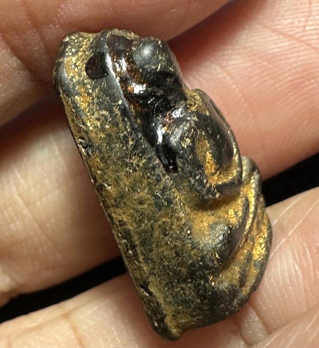 พระเพชรหลีก หลังจาร ทองเดิม 8