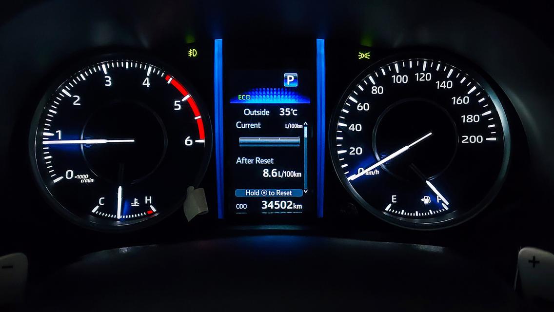 TOYOTA Fortuner 2.4 Leader G 6A/T ปี 2023 รูปที่ 19