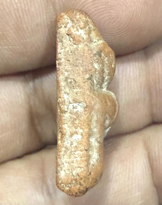 พระนางพญาพิษณุโลกพิมพ์องค์นูนใหญ่ 3