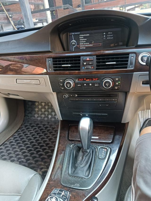 รถยนต์ BMW 320d มือสอง ปี2010 รูปย่อยที่ 3