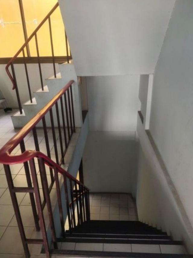 ขายตึกแถวอาคารพาณิชย์ 5 ชั้น ถนนจันทน์ ย่านสาทร 5