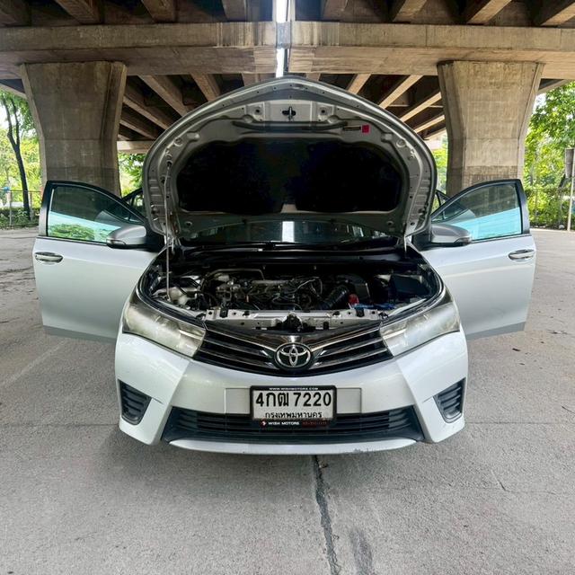 Toyota ALTIS 1.8 E AT ปี 2015 8