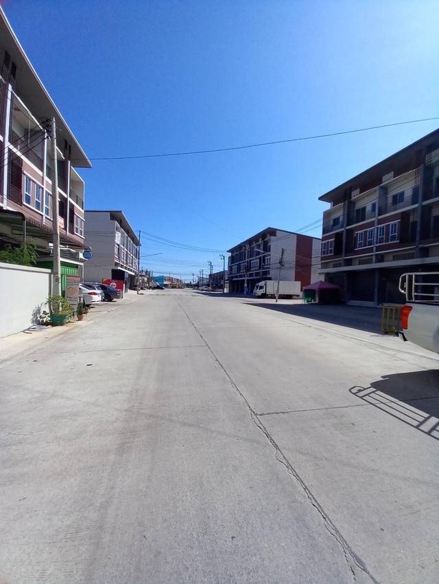 ทาวน์เฮ้าส์ อาคารพาณิชย์ 6