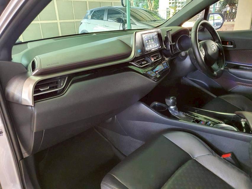 #TOYOTA C-HR 1.8 HYBRID HIGH ปี 2018 สีเทา-ดำ เกียร์ AT #รถมือเดียว #มีประกันภัยชั้น1 #รถเข้าศูนย์ตลอด 🌟 ราคา 449,000 บาท 🌟 เครดิตดีฟรีดา รูปที่ 13