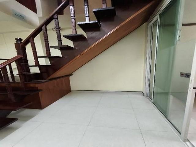 PB5893ให้เช่า อาคารพาณิชย์ 2 ชั้นครึ่ง ย่านเมืองเก่าเขตพระนคร สามเสน ซอยวัดตรีทศเทพ ถนนประชาธิปไตย 6