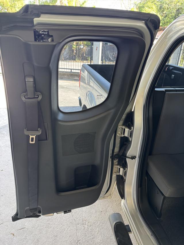 รถบ้านมือเดียวแท้ๆสภาพป้ายแดง NISSAN NAVARA Calibre King Cab เครื่องยนต์ดีเซล 2.5 ลิตร 12