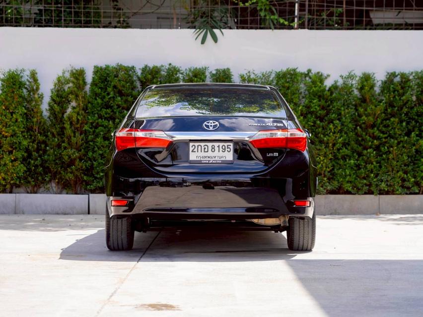 Toyota Altis 1.8E ปี 2014