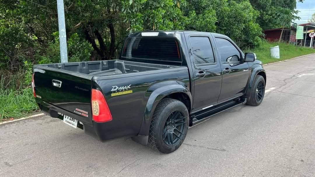 ISUZU D-MAX Hi-lander 4ประตู ปี 2011เกียร์ธรรมดาดีเซล__สด 259,000บาทอีซูซุดีแมกซ์ไฮเลนส์เด้อ 4ประตูตัวสูงโรงงาน แอร์เย็นเพลงเพราะ