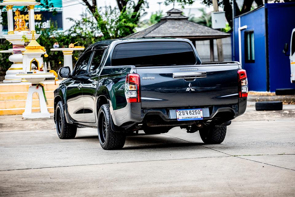Mitsubishi Triton 2.4GT ปี21 รูปที่ 9
