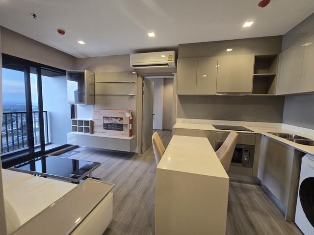 หยุดดู 3 วินาที! นี่คือโอกาสเดียวที่คุณจะได้ครอบครองคอนโดหรู Politan Rive ริมแม่น้ำเจ้าพระยา ในราคาที่พลาดไม่ได้! เพียง 2