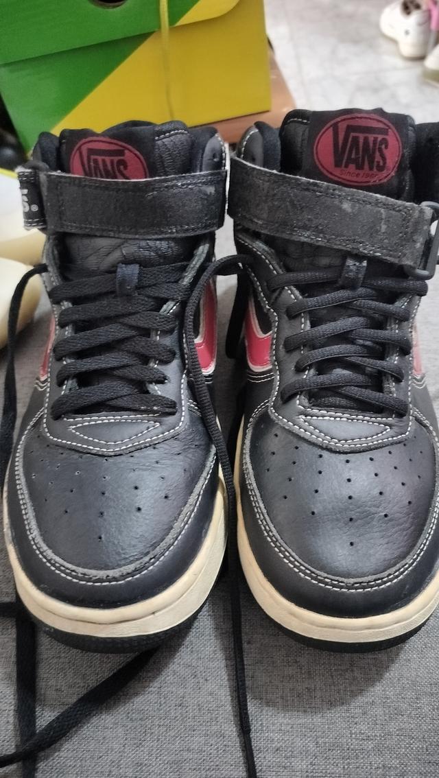 รองเท้ามือ2 7