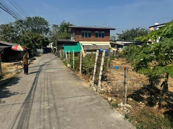 สินค้าที่ดินอสังหาริมทรัพย์ ที่ดินสำหรับสร้างบ้าน 1