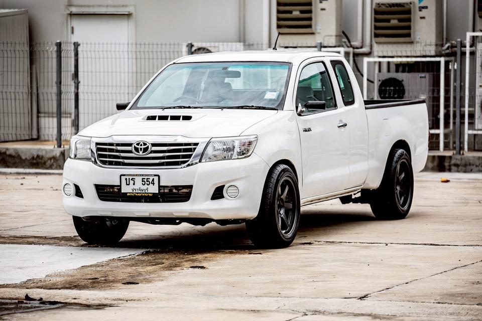 Toyota Vigo Champ SmartCab 2.5E ดีเซล เกียร์ธรรมดา ปี 2014 สีขาว