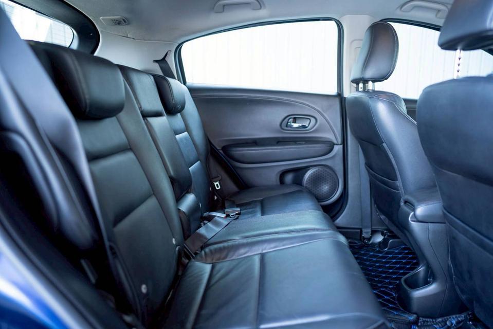 HONDA HRV 1.8 E ปี 2015 สีน้ำเงินโฉม ปี14-21 รูปที่ 12