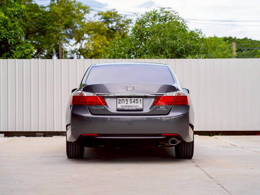 HONDA ACCORD 2.4TECH ปี 2013เจ้าของเดียว รถสวย กุญแจสำรองครบ