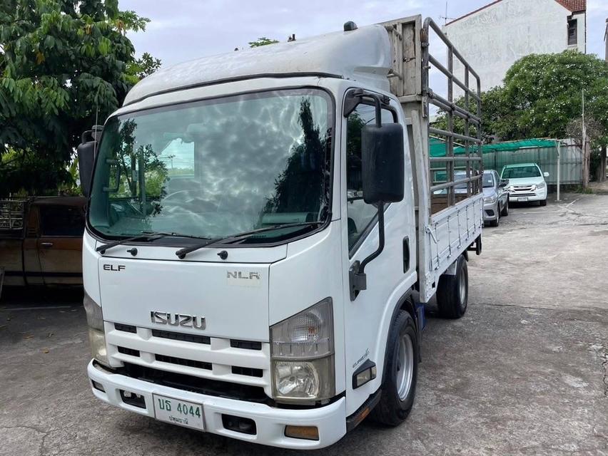 ISUZU NLR 130 รถบรรทุก 4 ล้อ ปี 2009