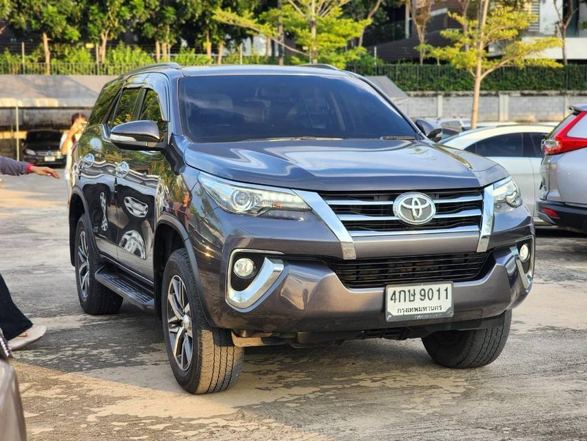 ขายToyota Fortuner 2.4V ปี16 1