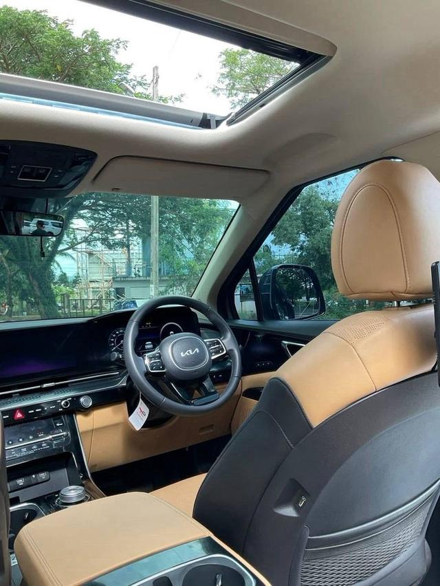 KIA Carnival 2.2 SXL 8AT (2024) 7