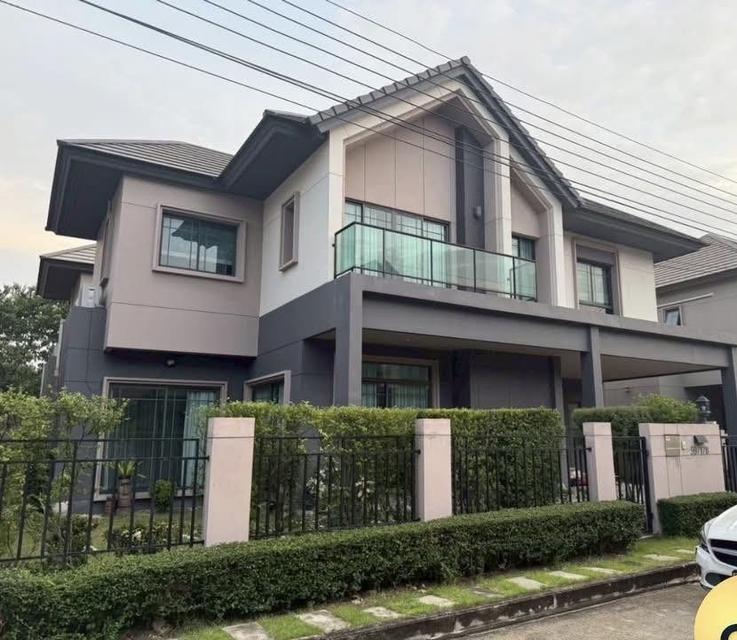 U1412 ให้เช่าบ้านเดี่ยว 2 ชั้น หมู่บ้านบางกอก บูเลอวาร์ด แจ้งวัฒนะ 2 Bangkok Boulevard Chaengwattana 2 บ้านพร้อมเฟอร์ครบ ทำเลดีเดินทางสะดวกเข้าออกได้ห 1