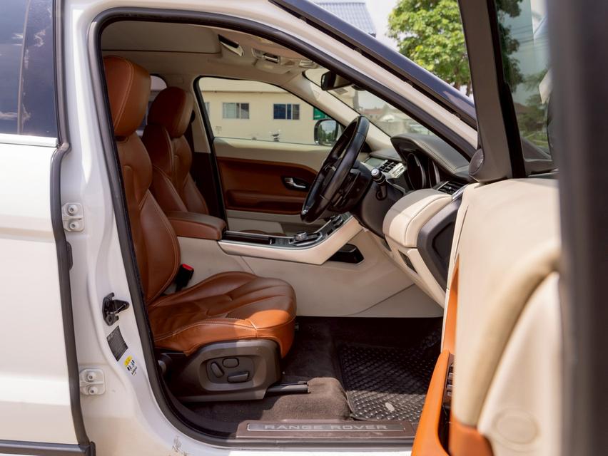 รหัสรถ 12AT4426 LandRover Range Rover Evoque 2.2 SD4 ปี 2012 14