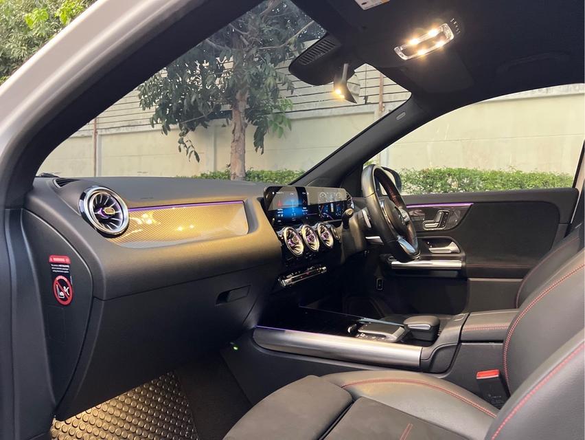 รหัสรถ AP2244 Benz GLA200 AMG ปี 2022 สีขาว 9