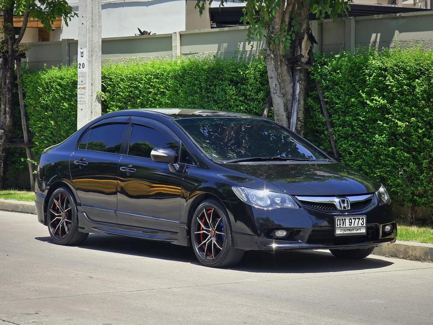 Honda Civic 1.8 E 2011