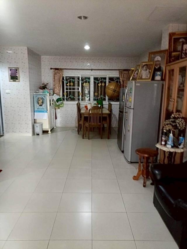 ขายบ้านแฝด 2 ชั้น หมู่บ้านธาราวิลล์ รังสิต คลอง 5 6