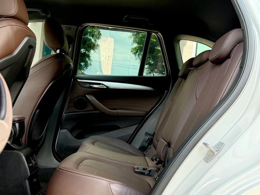 2017 BMW X1 F48 MSPORT รถมือเดียว 31,000 กม สภาพป้ายแดง รถเข้าศูนย์ตามระยะ ไม่เคยมีอุบัติเหตุครับ 13