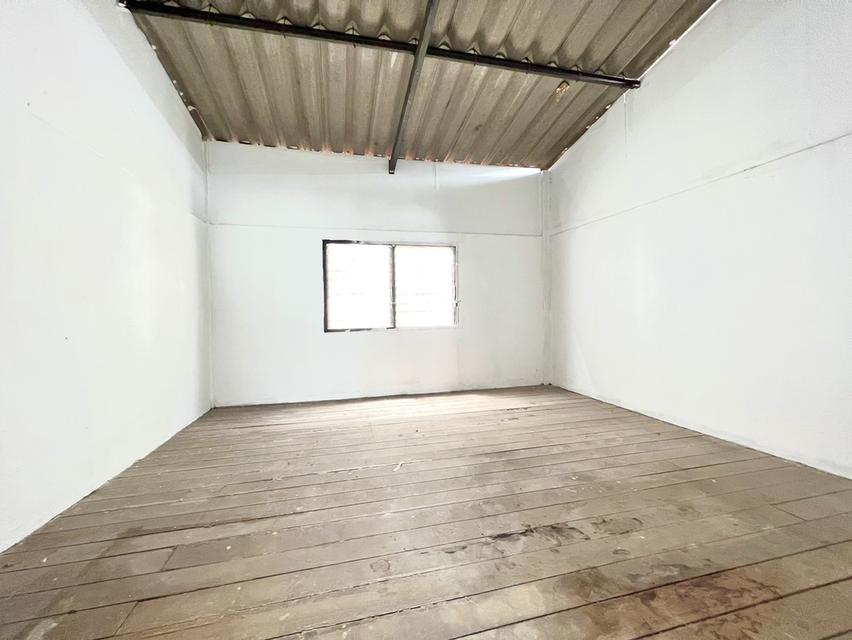 ✨ขายด่วน ตึกแถว 2 ชั้น (ต่อเติมเพิ่มเป็น 3 ชั้น) ทำเลดี ซอยเอกชัย 62 เดินเข้าซอยเพียง 100 เมตร ใกล้ตลาดปิ่นทองและ Big C บางบอน 9