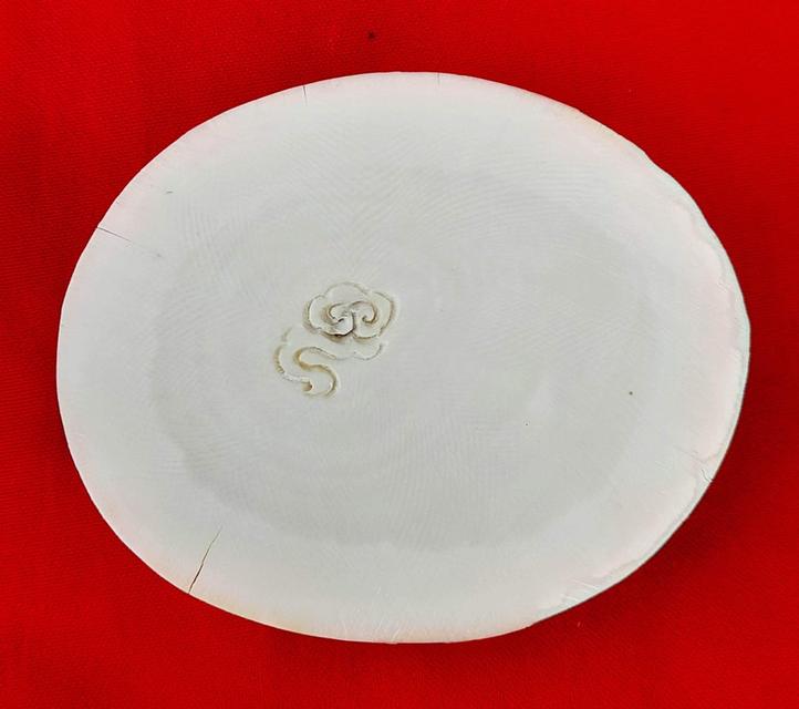 งาแกะรูปมังกร งาแกะรูปเสือ ในวงเดียวกัน งาแกะชิ้นใหญ่ สำหรับนำไปทำหัวเข็มขัด 2