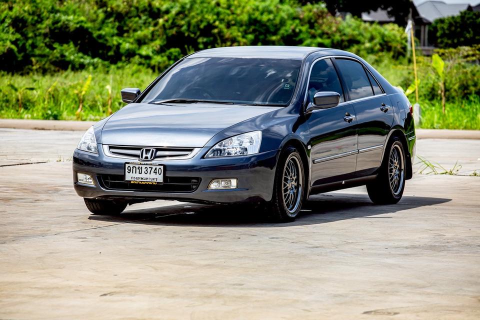 รหัสรถ GT3740 #Honda #Accord 2.4 ปลาวาฬ  ปี 2003 สีเดิมๆสวยๆ