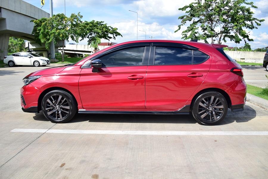 จ่ายแค่ 99 บาท ออกรถได้เลย HONDA CITY 1000 เทอร์โบ RS สปอรต์ 5ประตูท็อปออฟชั่นส์ ชุดแต่งรอบคัน มือเดียว  พร้อมใช้ โทร0957401229 ไอดีไลน์ UTBP 9