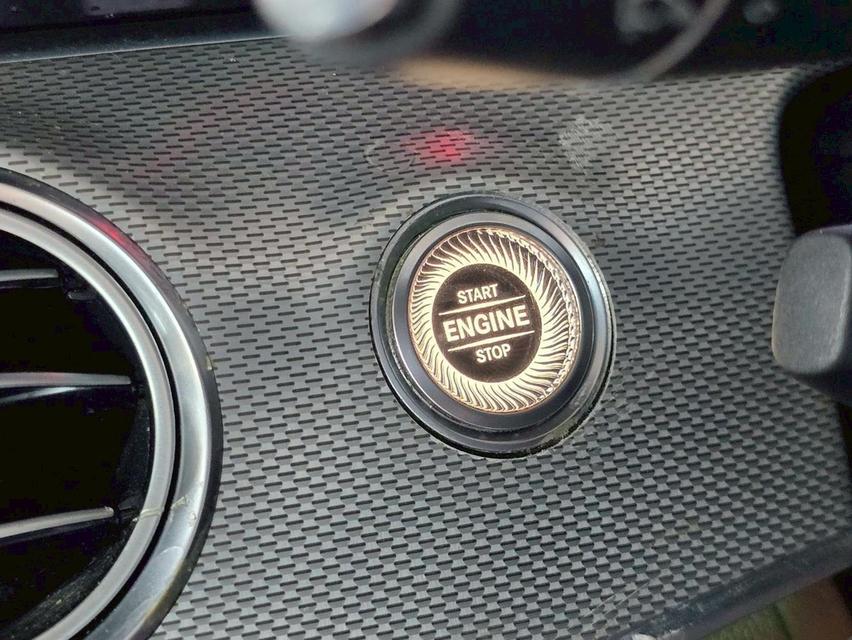 รหัสรถ WMT109 BENZ E350e Avantgarde ปี 2017 รูปที่ 8