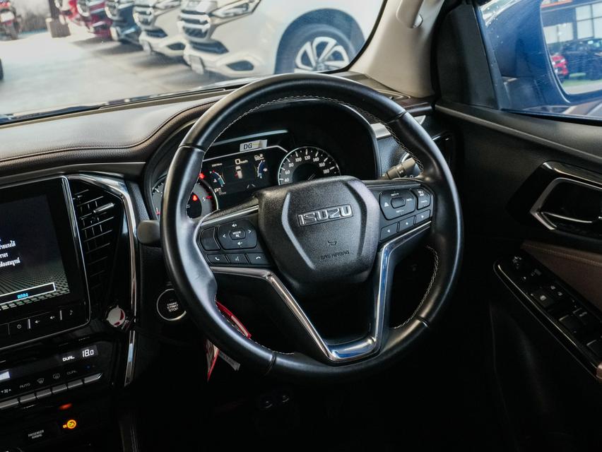 ISUZU MU-X 3.0Ultimate 2wd ปี2023 รูปที่ 16