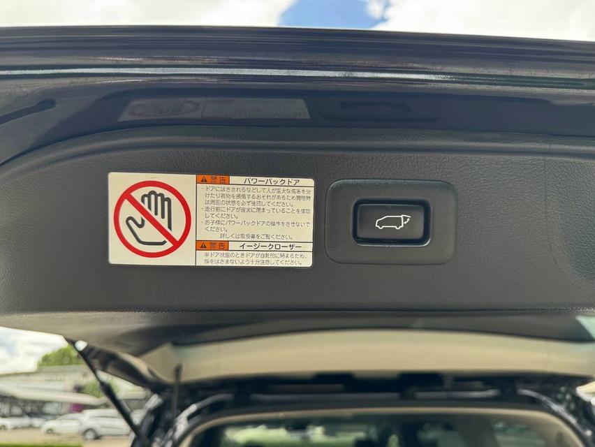 รหัสรถ PEAT0781 🚙🚐TOYOTA ALPHARD​ SC ปี​ 21 วิ่ง 8x,000 km. 9