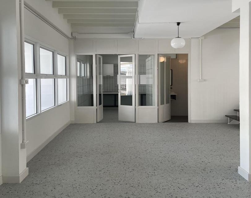 ให้เช่าโฮมออฟฟิศ / บ้านเดี่ยว 2 ชั้น / สร้างใหม่ / ทำเล สุทธิสาร ห้วยขวาง / ซอยวัฒนานิเวศน์ / ใกล้ MRTสุทธิสาร / บ้านสวยมาก / Renovate ใหม่ทั้งหลัง 11