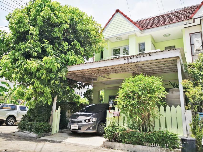 ให้เช่าทาวน์เฮาส์ห้องมุมหลังใหญ่ 2 ชั้น ใกล้ห้าแยกวัชรพล  ซ.ร่วมมิตรพัฒนา  ใกล้จุดขึ้นลงทางด่วนส่วนต่อวัชรพล-กาญจนาภิเษก ใกล้วงแหวนมอร์เตอร์เวย์ 1