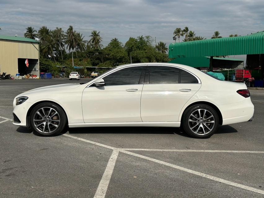 MERCEDES-BENZ E300e Avantgarde Facelift " Plug-in " W213 2.0L Turbo+Electric 6