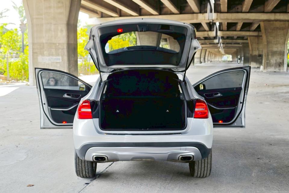 2015 Mercedes-Benz GLA 200 1.6 Urban AT āļĢāļđāļāļāļĩāđ 9