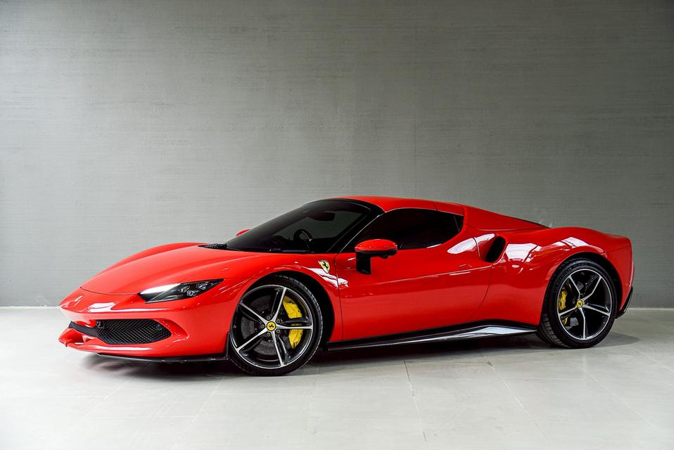 Ferrari 296 GTS 2024 เปลี่ยนสัญญาผ่อนต่อ ไม่เสียดอกเบี้ย ดาวน์ 7.7x ล้าน