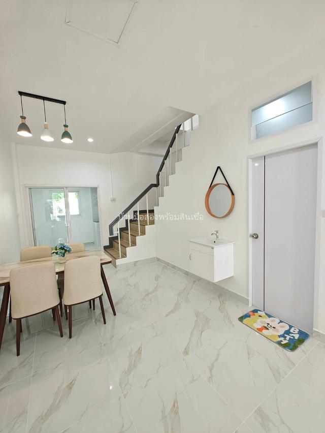 หมู่บ้านรินทิชา ซอยร่มเกล้า 6  5