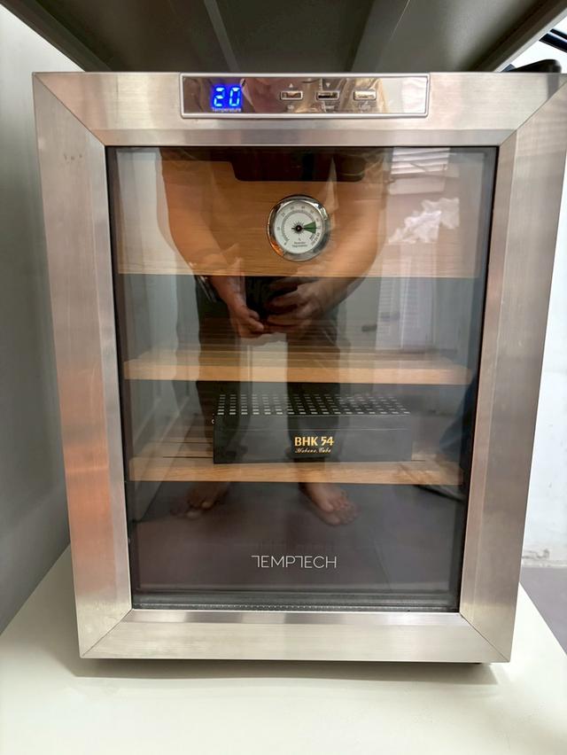 ตู้ชิการ์ Temptech FCH3300SSCW humidor ราคา 25,000 บาท 3