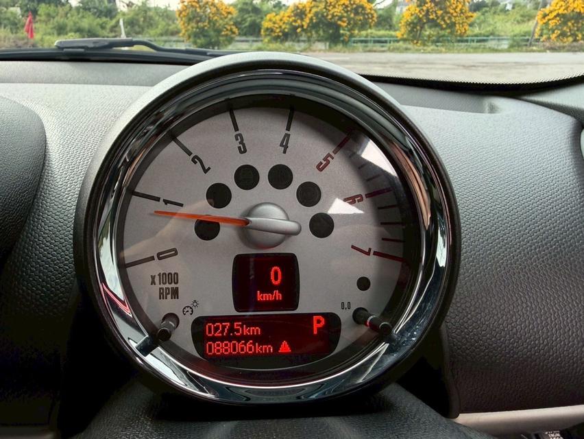 รหัสรถ AP44 MINI Cooper D Countryman ปี 2015 14