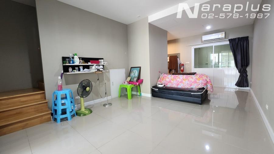 68040528 : ขายทาวน์โฮม 3 ชั้น ตรงข้ามสโมสร บนเนื้อที่ขนาด 18.1 ตารางวา ขนาด 3 ห้องนอน หมู่บ้านพาทิโอ พระราม5 – สิรินธร บางกรวย นนทบุรี 5